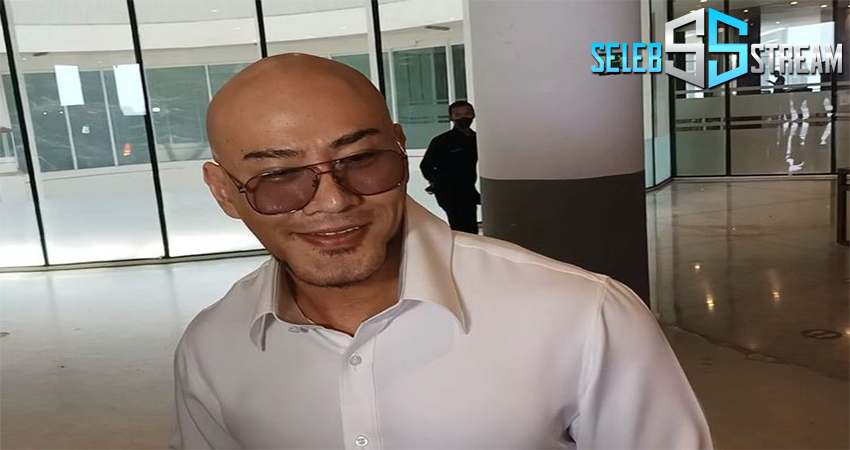 Deddy Corbuzier Diundang Untuk Naek Haji Tahun Ini