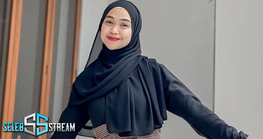Ria Rici Artis Yang Dikenal Pekerja Keras